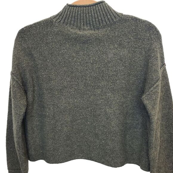 Universal Thread Women's Green Mock Neck Long Sleeve Cropped Sweater S - Picture 4 of 7